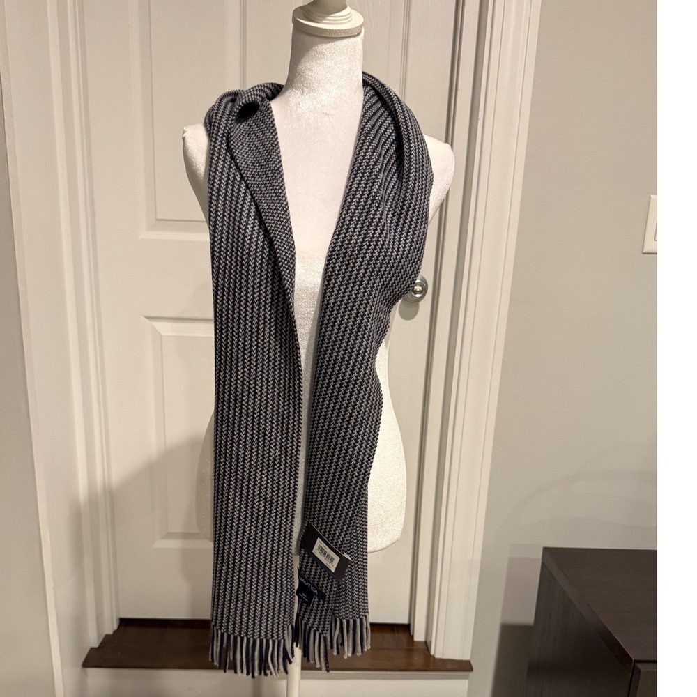 Nautica Mens Navy Blue White Knit Fringed Scarf One Size NWT 12339